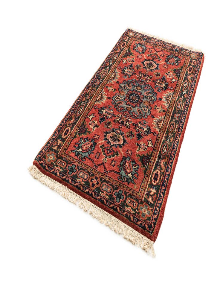 Detail image of 3' 2 x 5' 5 Hand Knotted Heriz Wool Rug