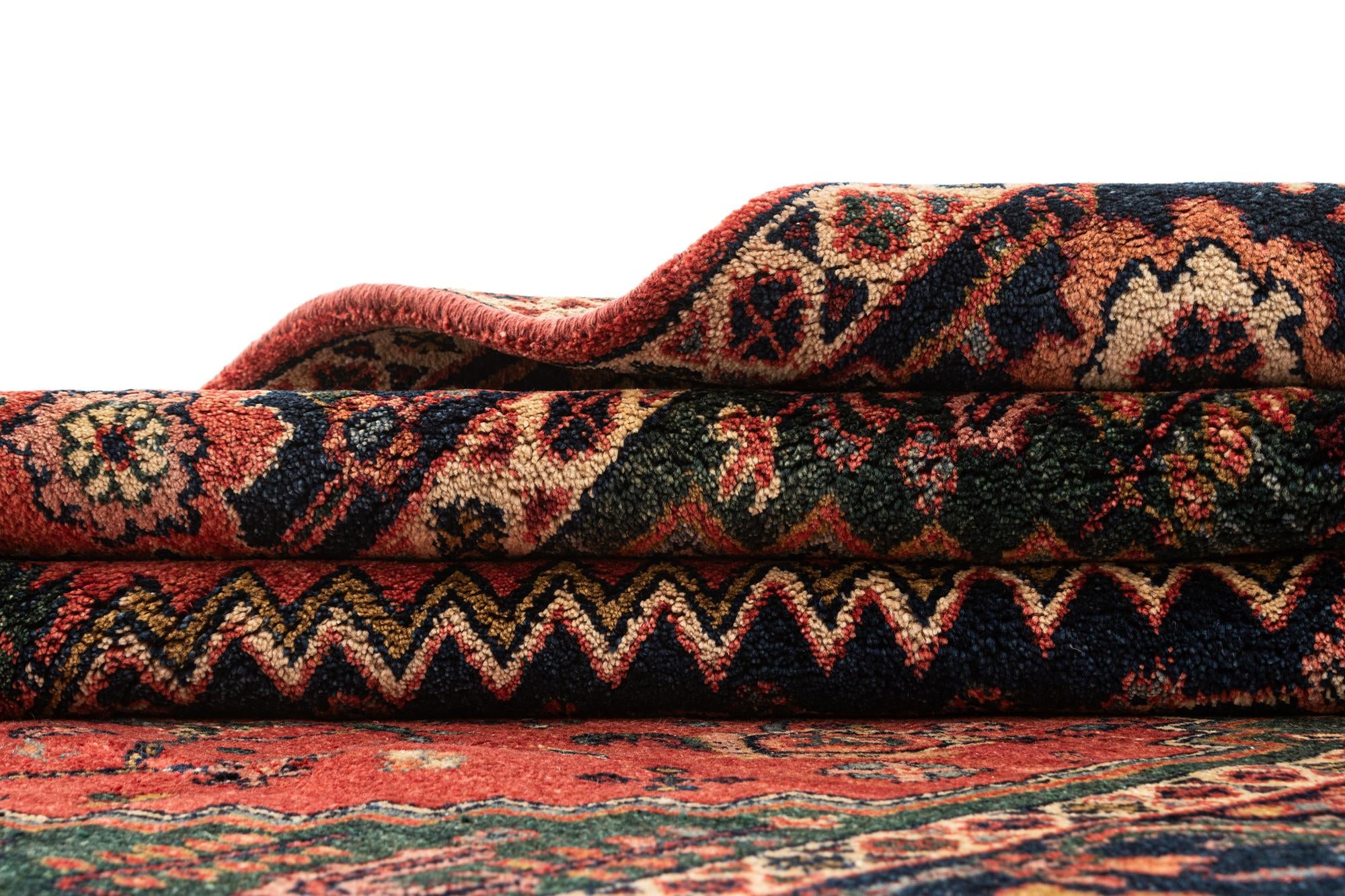 7' x 10' 7 Hand Knotted Heriz Wool Rug