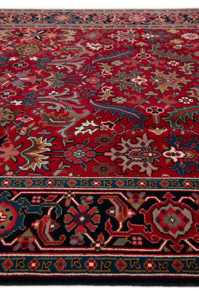 6' 2 x 8' 8 Hand Knotted Heriz Wool Rug