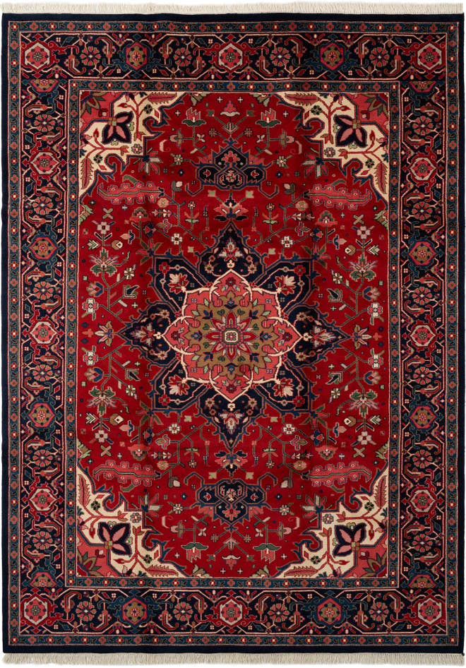 Detail image of 8' 2 x 11' 7 Hand Knotted Heriz Wool Rug