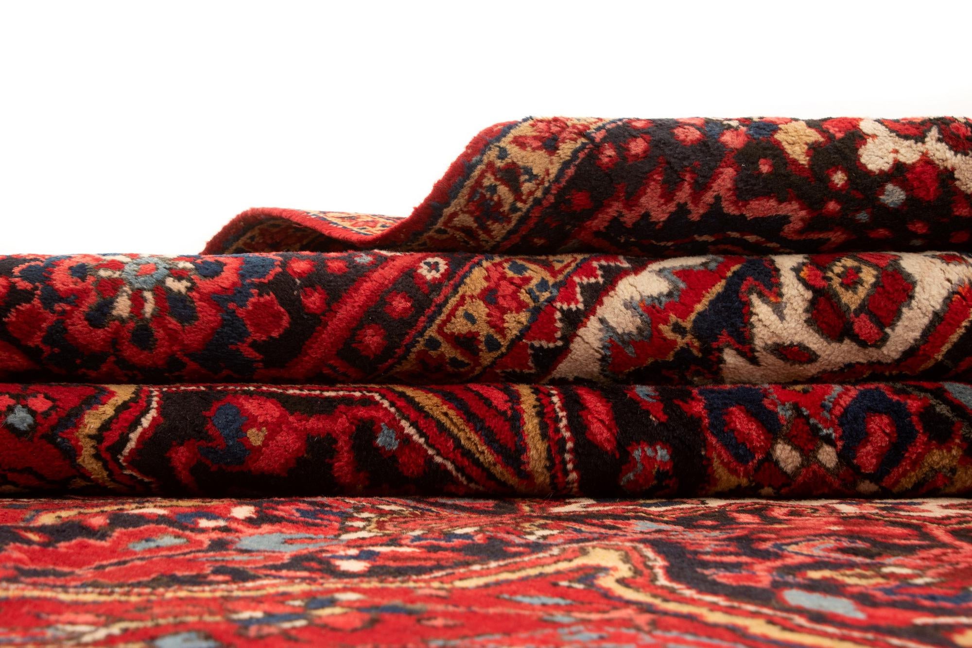 8' 11 x 12' 10 Heriz Rug