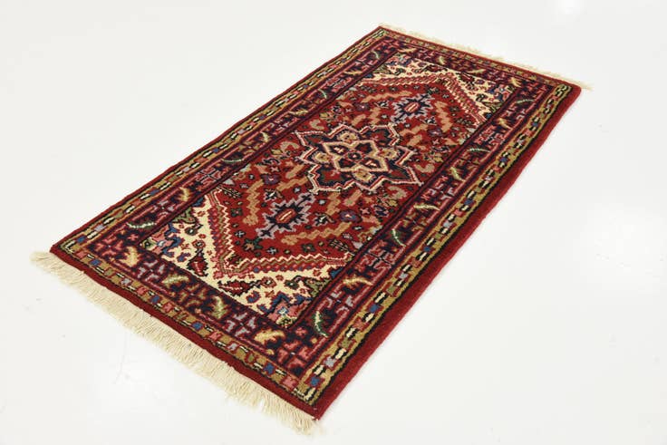 Detail image of 2' 5 x 4' 7 Hand Knotted Heriz Oriental Wool Rug