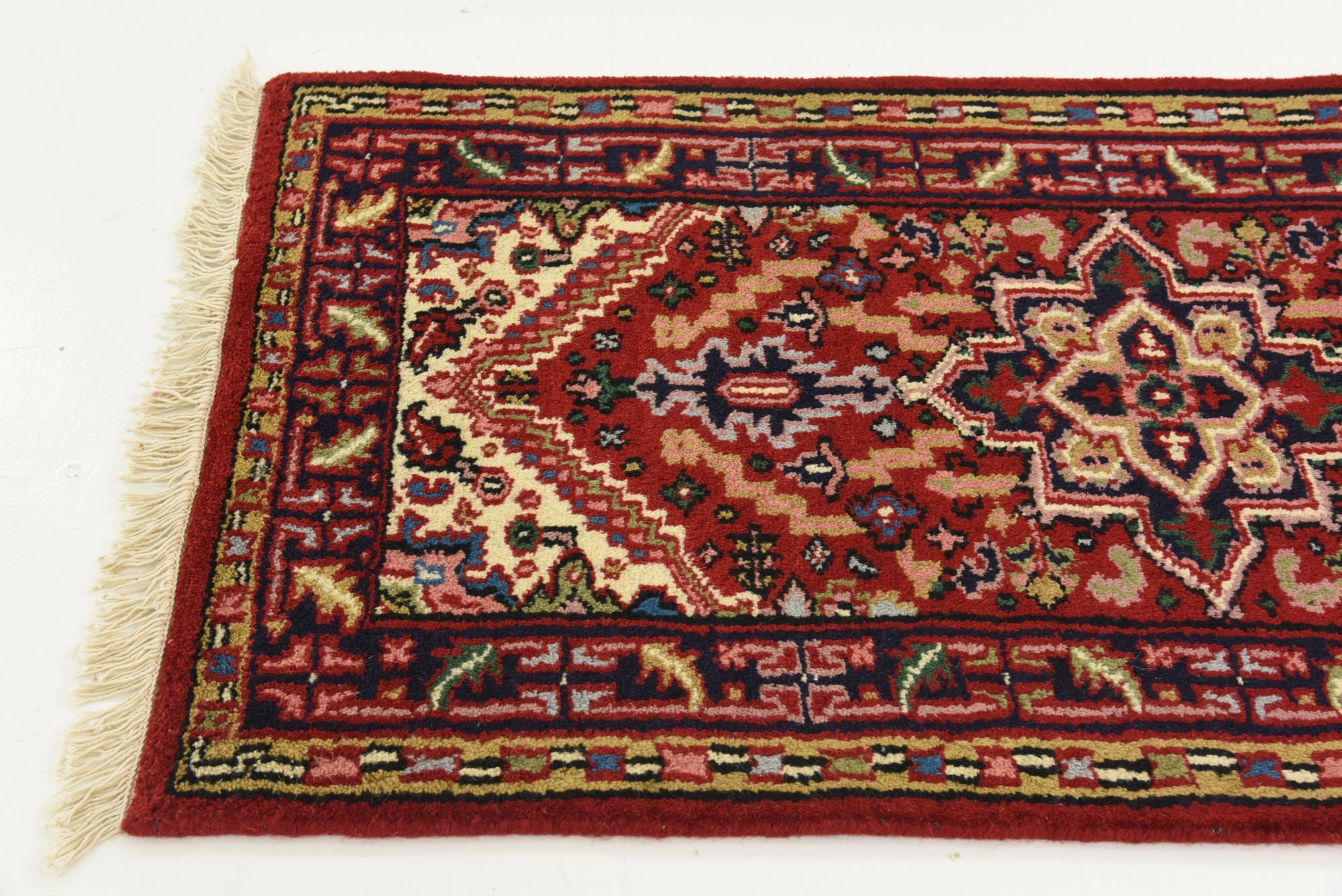 2' 5 x 4' 7 Hand Knotted Heriz Oriental Wool Rug