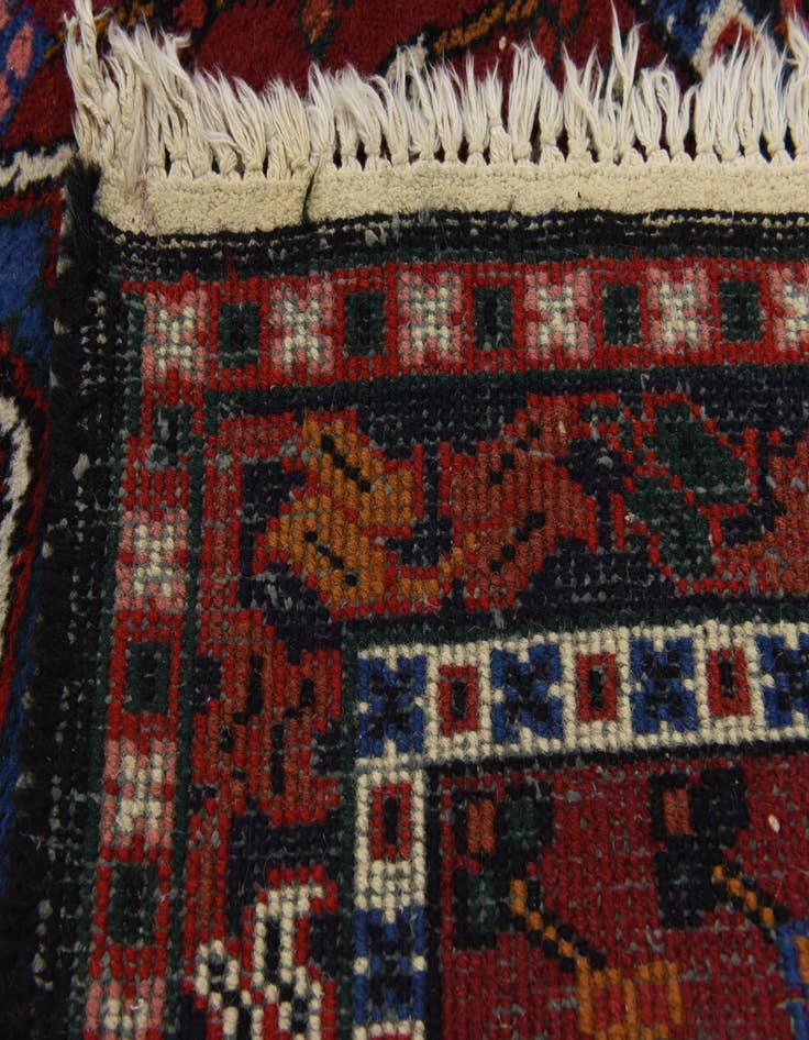 Detail image of 2' 5 x 4' 8  Hand Knotted Heriz Wool Rug