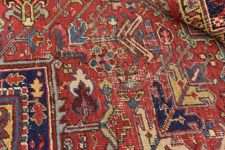 Detail image of 9' x 11' 9 Hand Knotted Heriz Persian Wool Rug