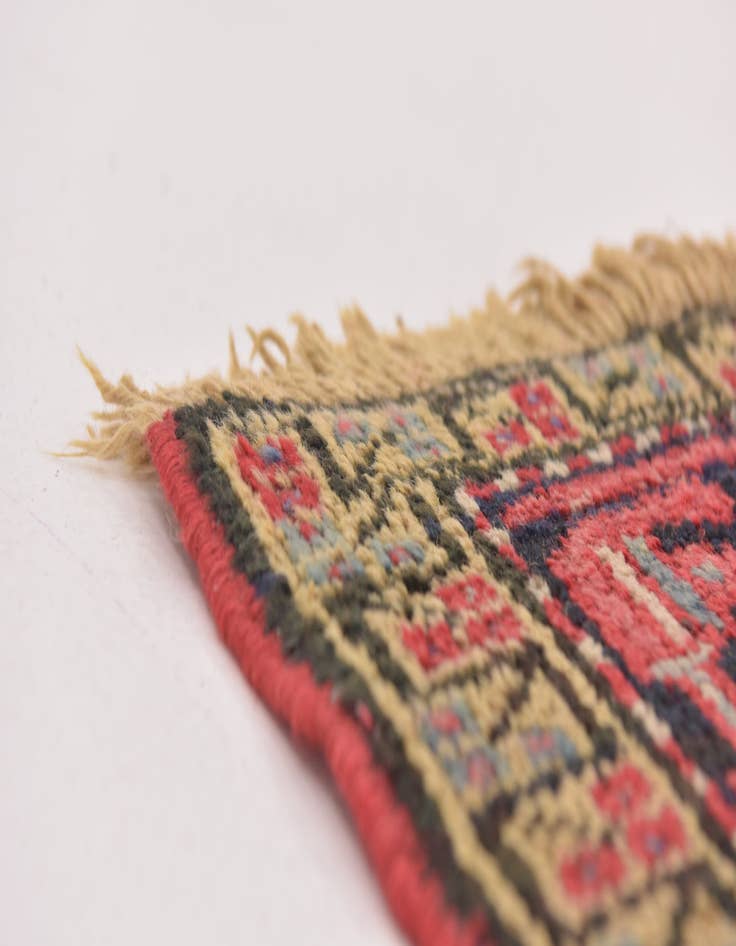 Detail image of 7' 7 x 11' Hand Knotted Heriz Persian Wool Rug