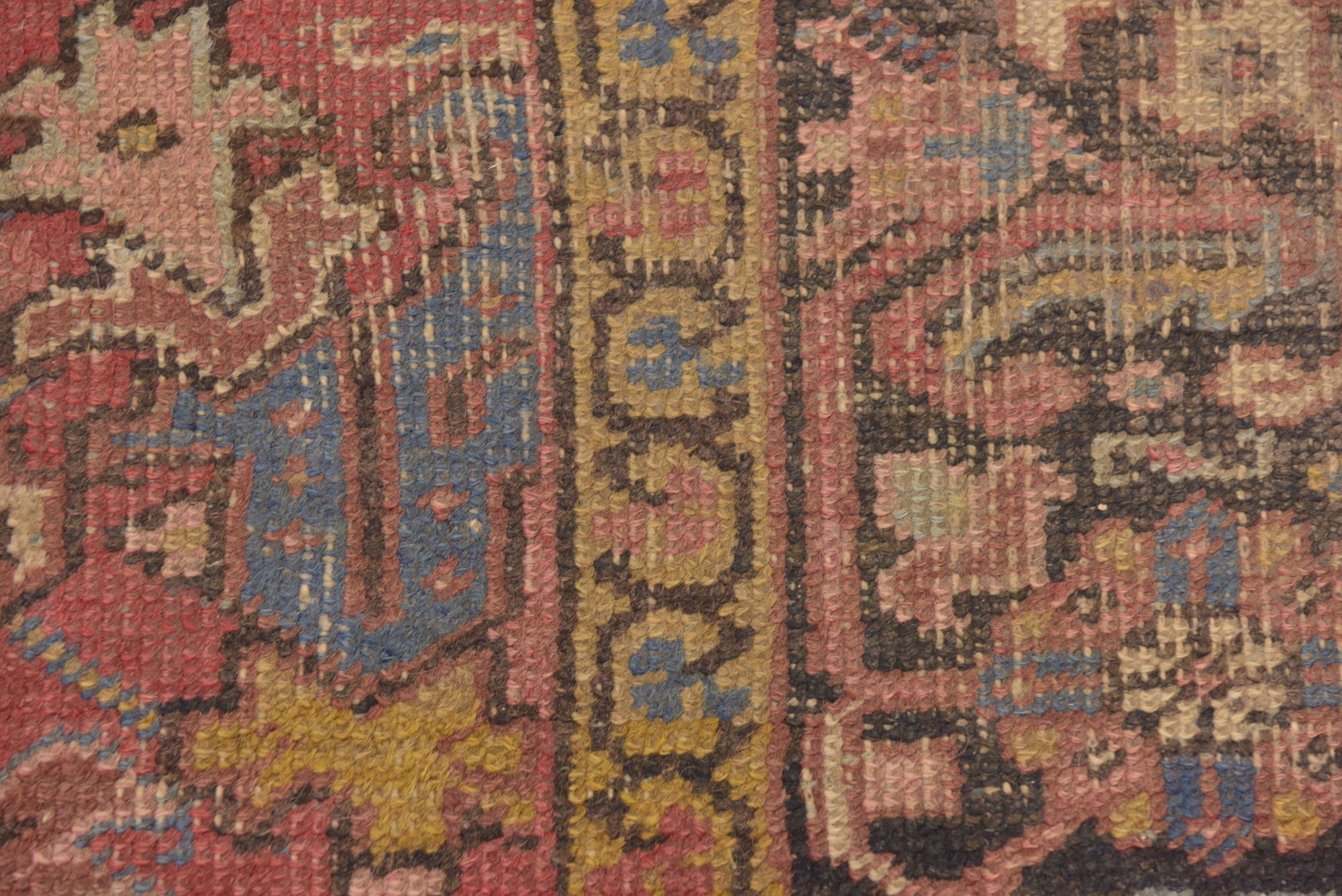 7' 5 x 10' 7 Hand Knotted Heriz Persian Wool Rug