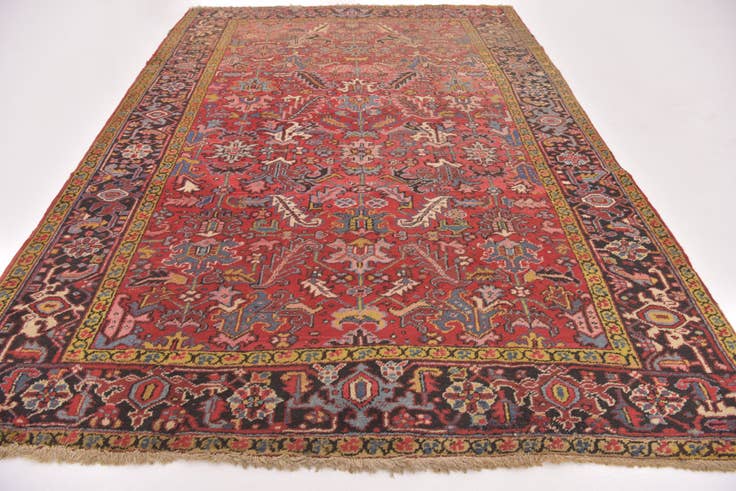 Detail image of 7' 5 x 10' 7 Hand Knotted Heriz Persian Wool Rug