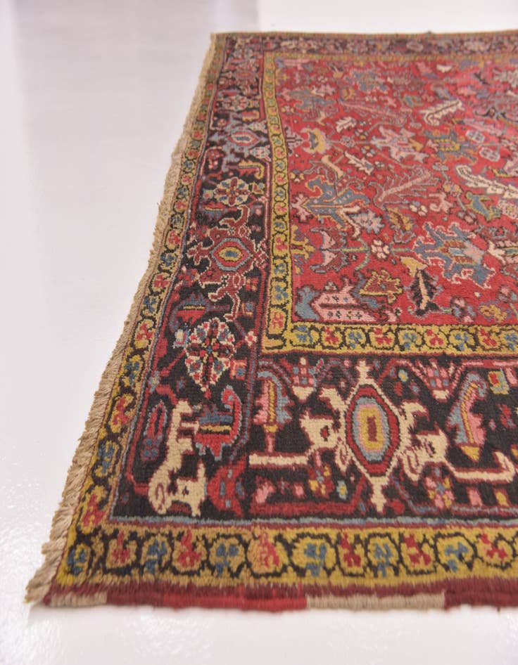 Detail image of 7' 5 x 10' 7 Hand Knotted Heriz Persian Wool Rug