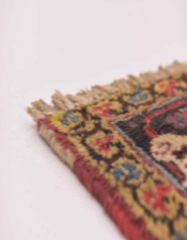 Detail image of 7' 5 x 10' 7 Hand Knotted Heriz Persian Wool Rug