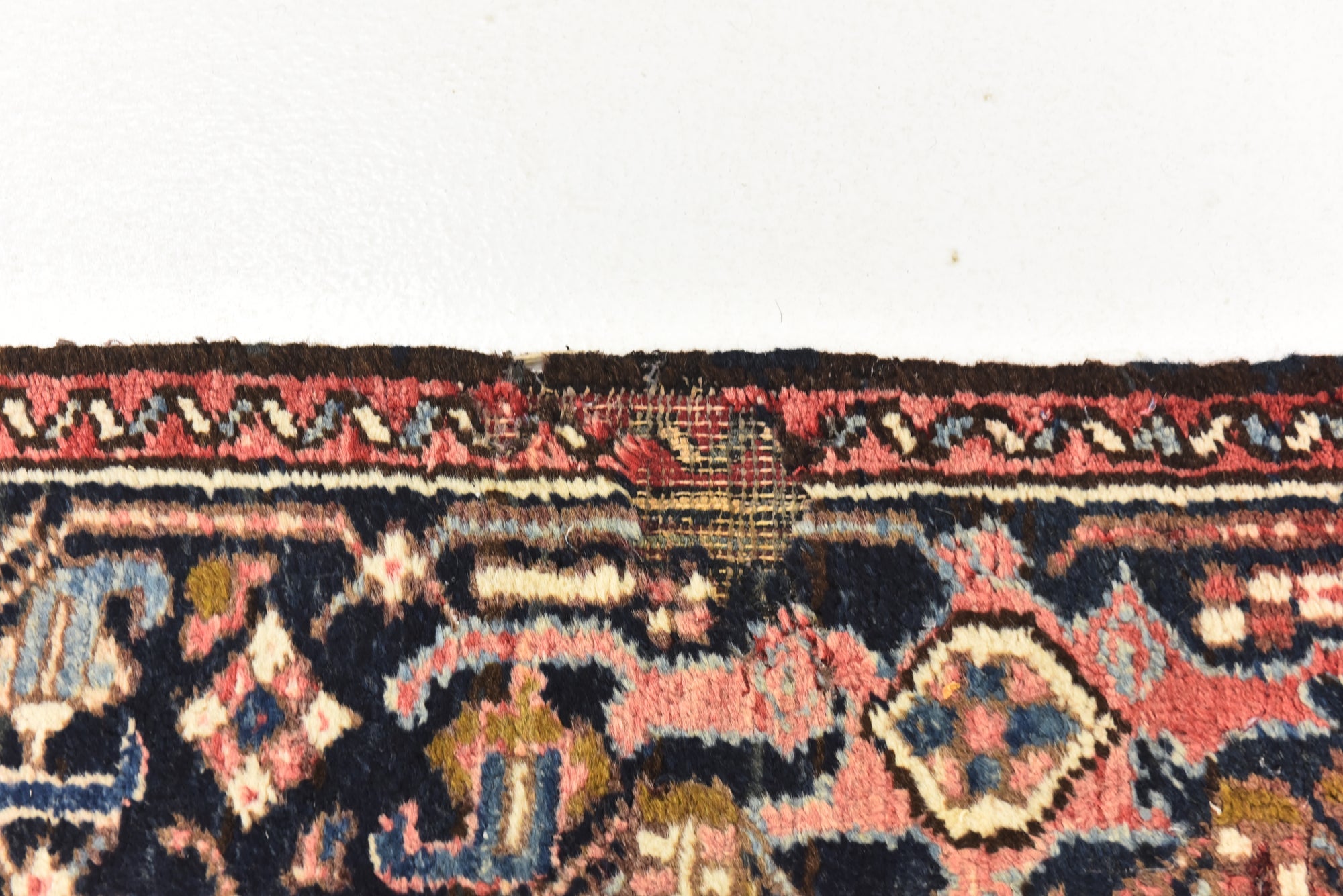 Detail image 14 of 17: 7' 7 x 10' 10 Hand Knotted Heriz Persian Wool Rug