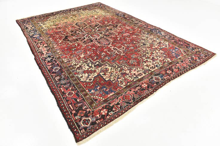 Detail image of 7' 7 x 10' 10 Hand Knotted Heriz Persian Wool Rug