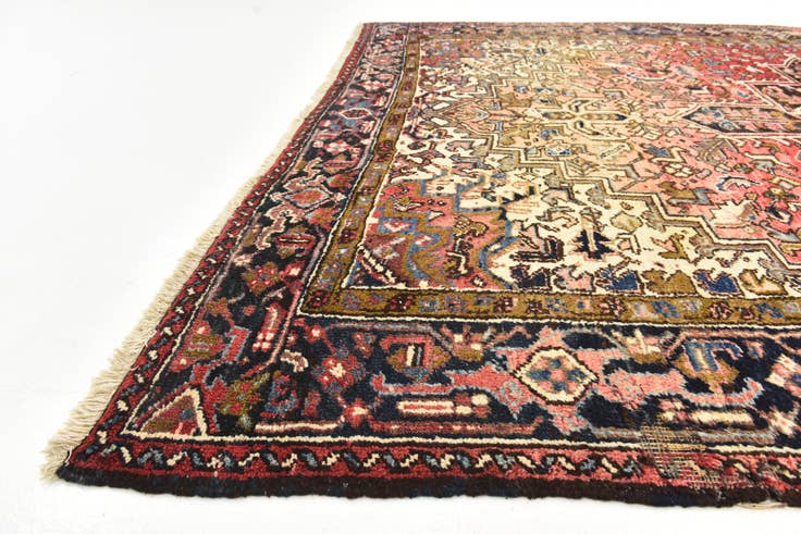 Detail image of 7' 7 x 10' 10 Hand Knotted Heriz Persian Wool Rug