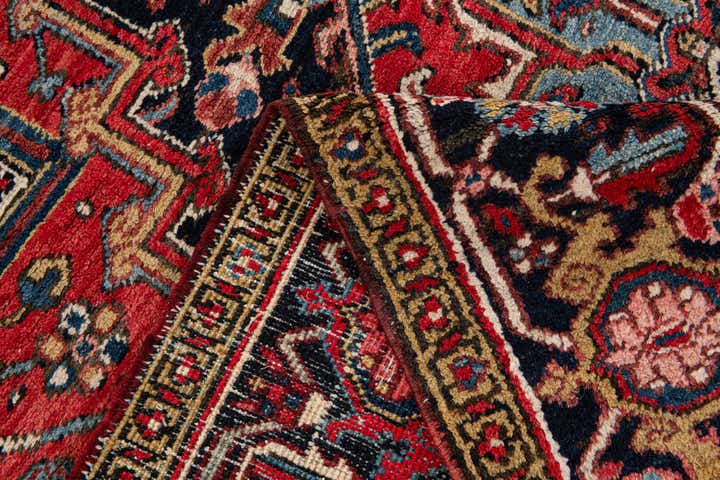 8' 1 x 10' 10 Hand Knotted Heriz Persian Wool Rug