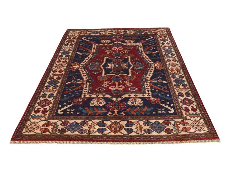 Detail image of 5' 9 x 8' 1 Hand Knotted Heriz Rug