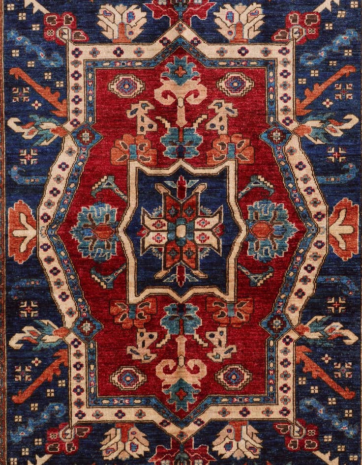 Detail image of 5' 9 x 8' 1 Hand Knotted Heriz Rug
