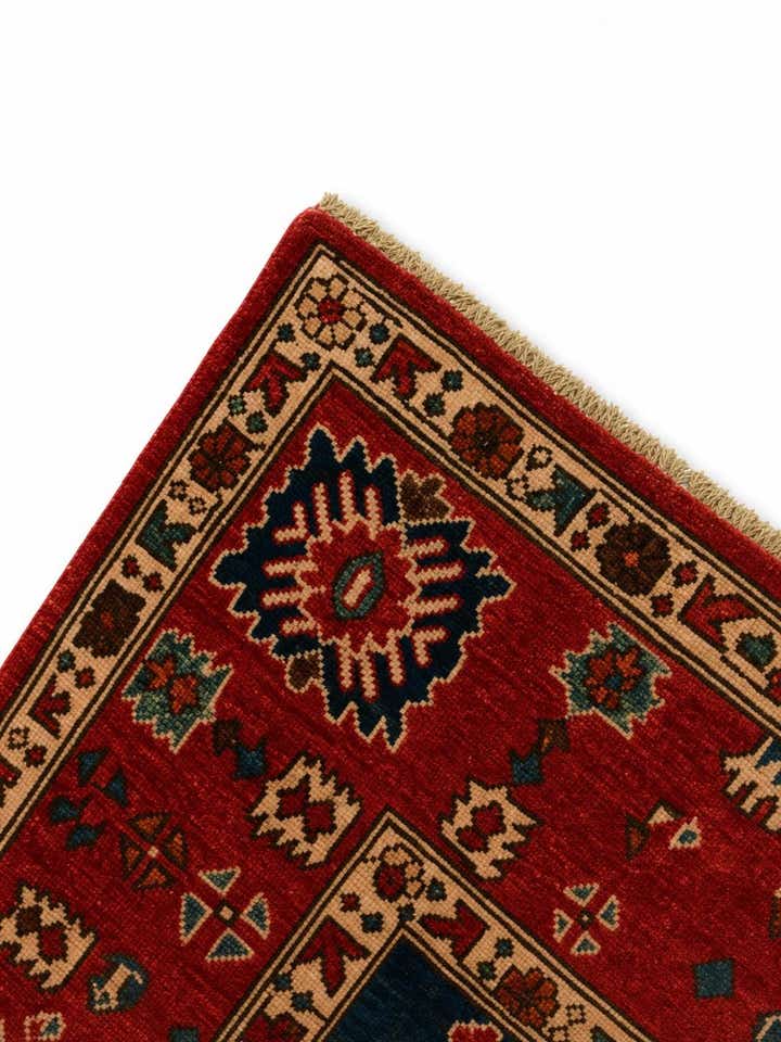 6' 11 x 9' 10 Hand Knotted Heriz Rug