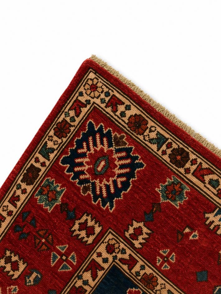 Detail image of 6' 11 x 9' 10 Hand Knotted Heriz Rug
