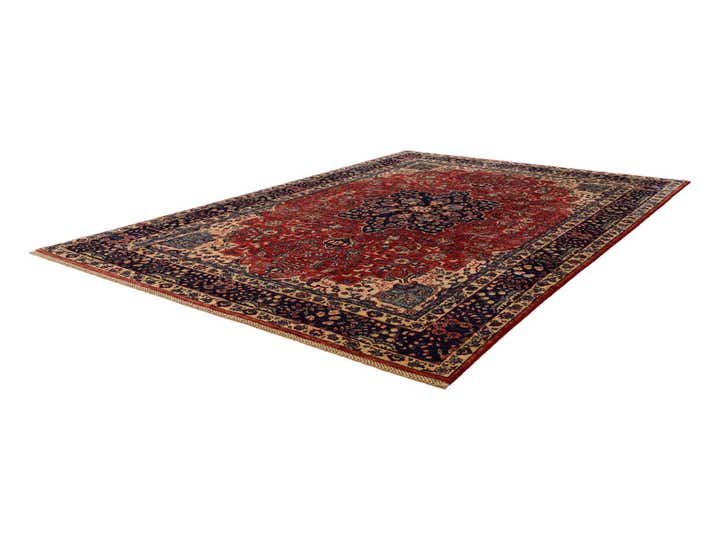 6' 6 x 9' 8 Hand Knotted Heriz Rug