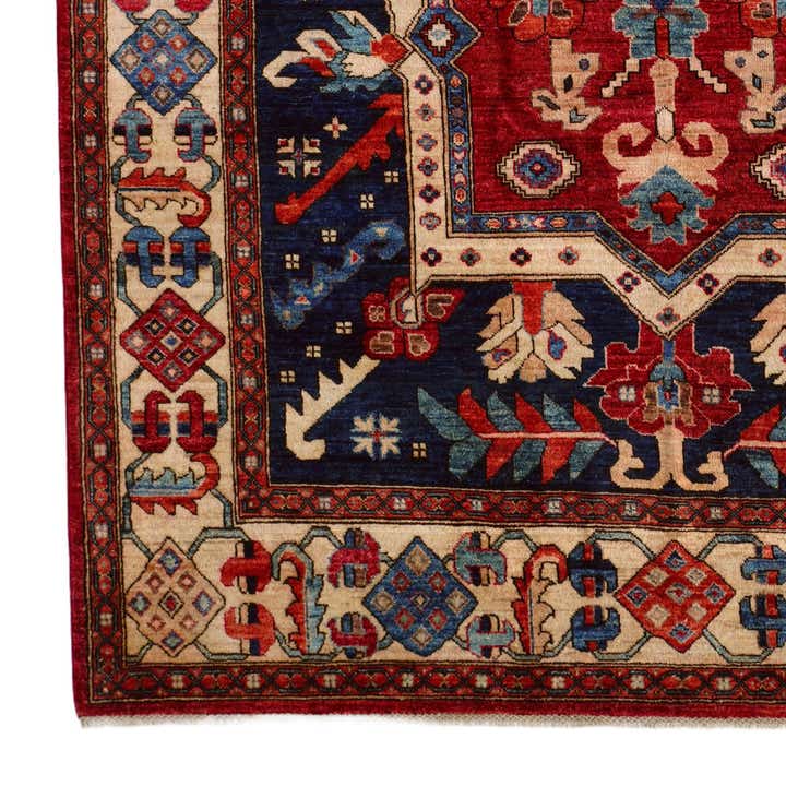 6' 9 x 10' 1 Hand Knotted Heriz Rug