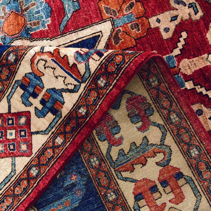 6' 9 x 10' 1 Hand Knotted Heriz Rug