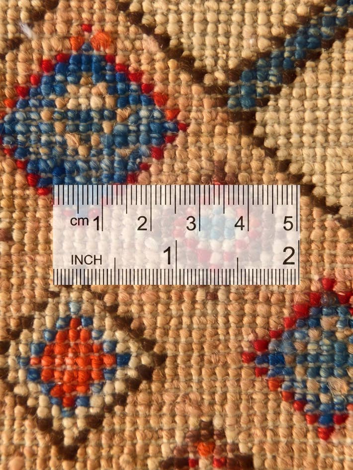 Detail image of 6' 9 x 10' 1 Hand Knotted Heriz Rug