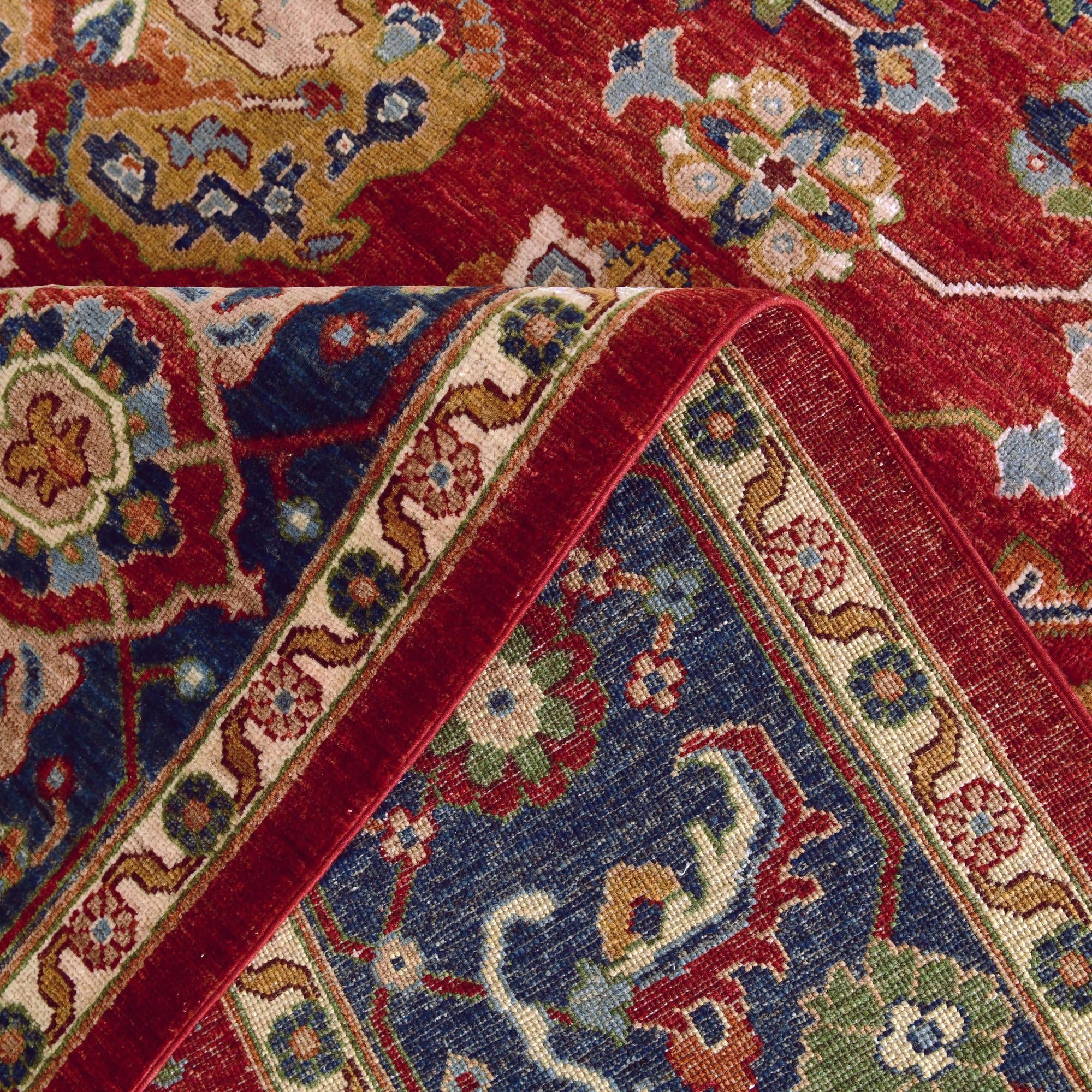 9' 1 x 11' 8 Hand Knotted Heriz Rug