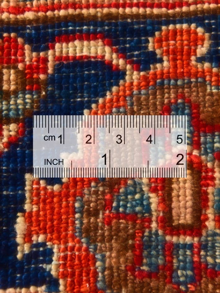 Detail image of 6' 9 x 9' 7 Hand Knotted Heriz Rug