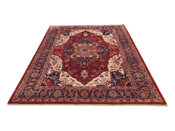 6' 9 x 9' 11 Hand Knotted Heriz Rug