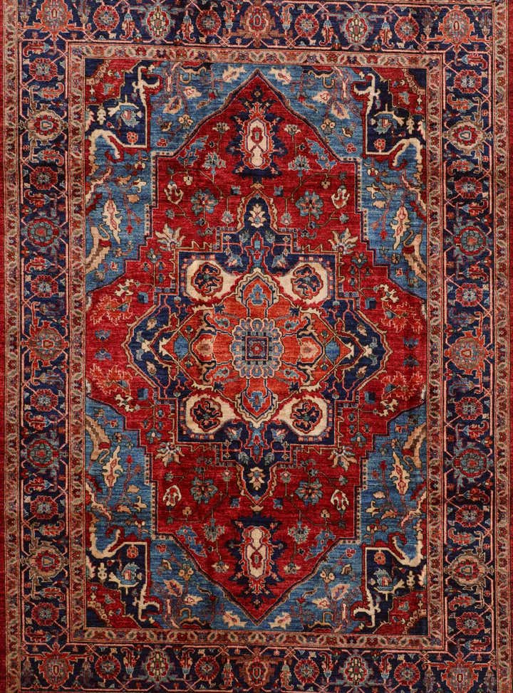 6' 11 x 9' 10 Hand Knotted Heriz Rug