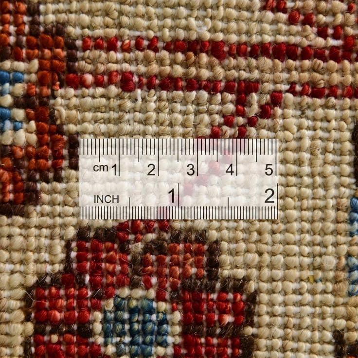 Detail image of 6' 9 x 9' 10 Hand Knotted Heriz Rug
