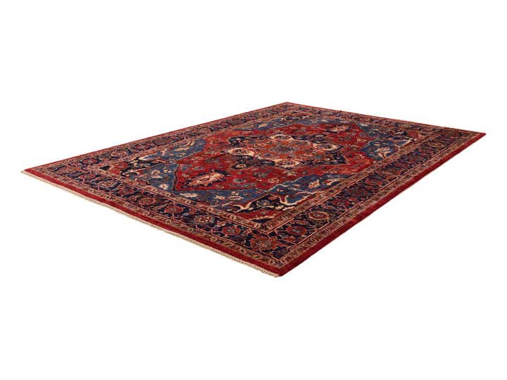 6' 10 x 9' 9 Hand Knotted Heriz Rug