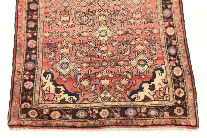 3' 8 x 7' 3 Hand Knotted Hossainabad Persian Wool Rug
