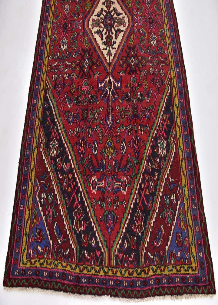 5' 4 x 8' 8 Hand Knotted Hossainabad Persian Wool Rug