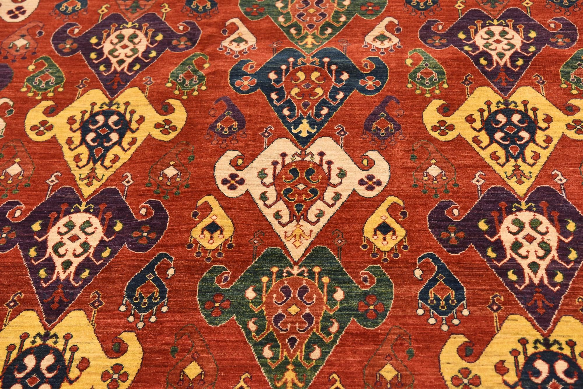 7' x 9' 2 Hand Knotted Ikat Rug