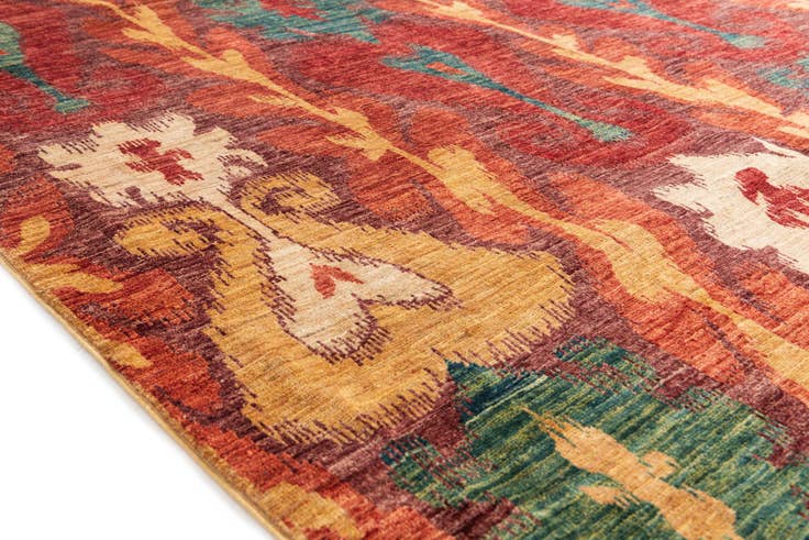Detail image of 8' 4 x 9' 10 Hand Knotted Ikat Oriental Rug