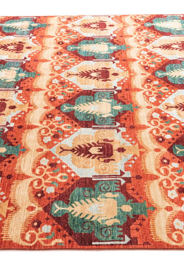 Detail image of 6' 10 x 9' 8 Hand Knotted Ikat Oriental Rug