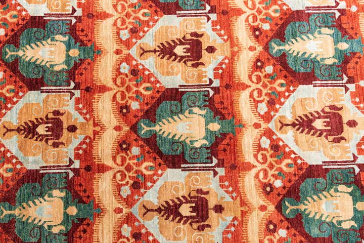 6' 10 x 9' 8 Hand Knotted Ikat Oriental Rug