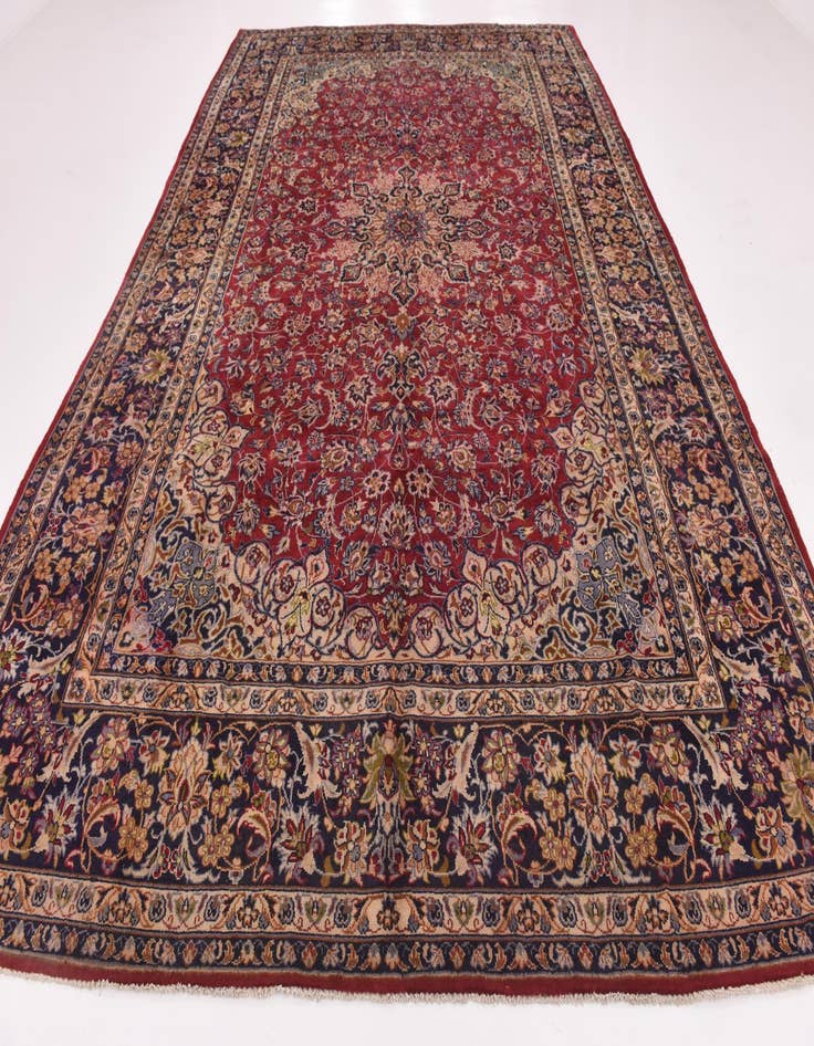 Detail image of 9' 9 x 14' 8  Hand Knotted Isfahan Persian Wool Rug