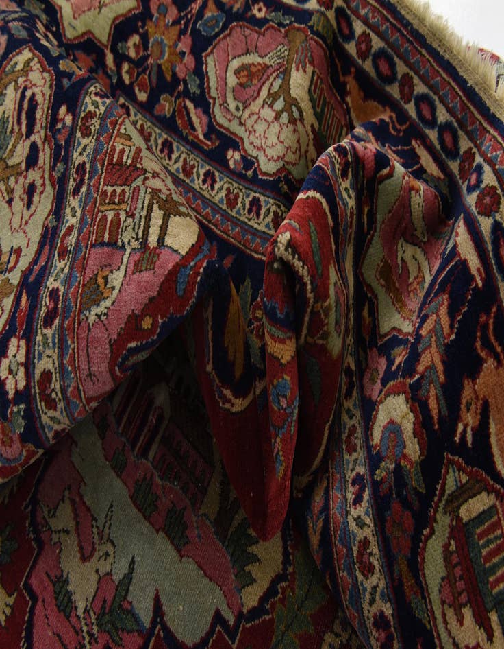 Detail image of 4' 6 x 6' 7 Hand Knotted Isfahan Persian Wool Rug