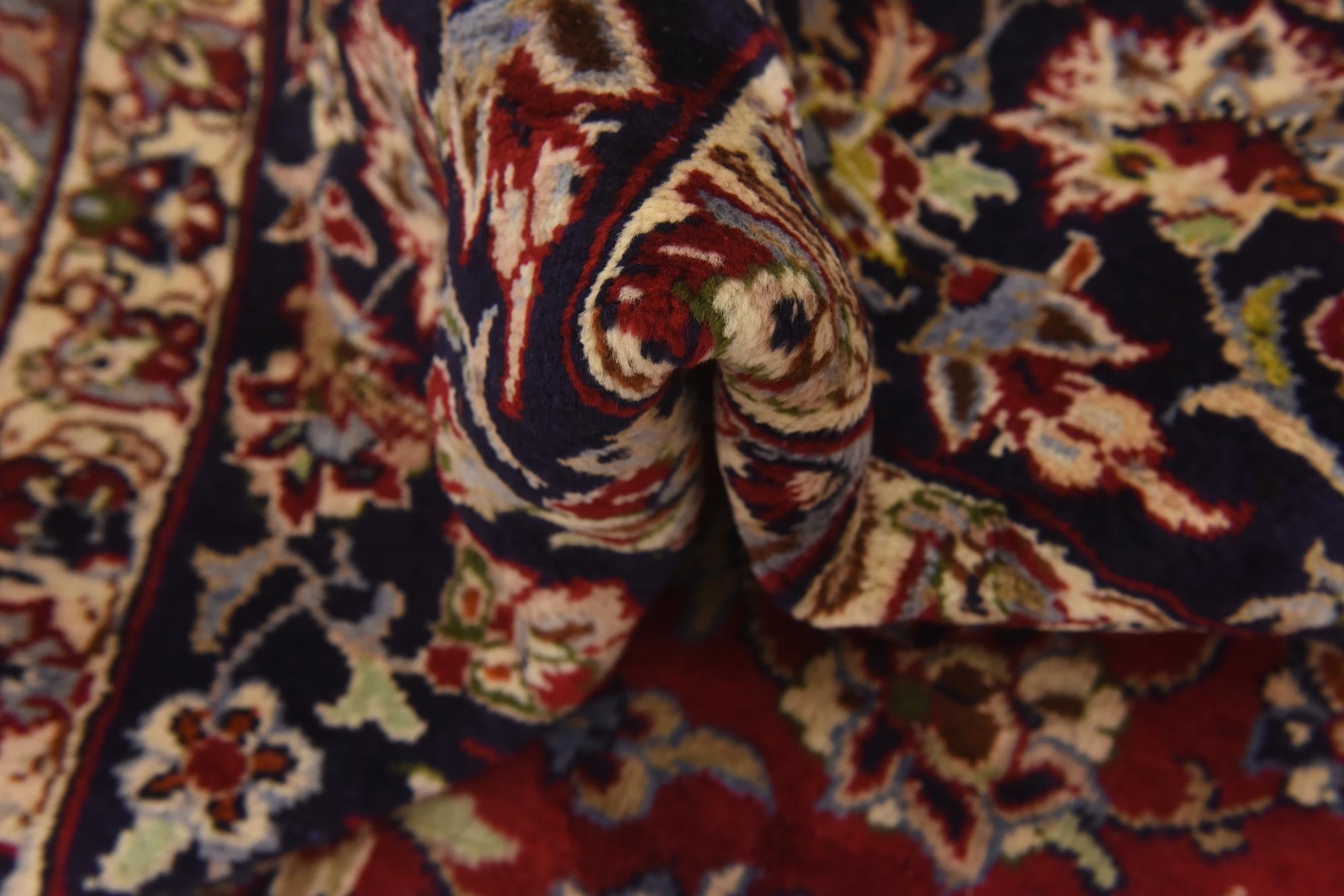 9' 9 x 13' 4 Hand Knotted Isfahan Persian Wool Rug