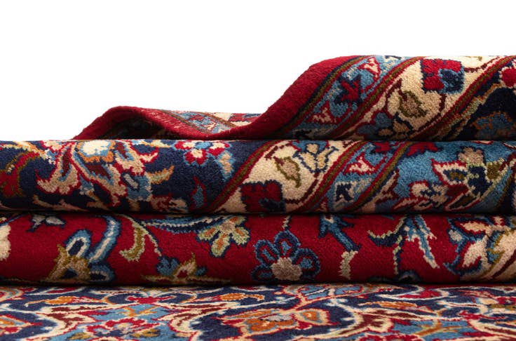 Detail image of 9' 9 x 15' 10 Isfahan Wool Rug