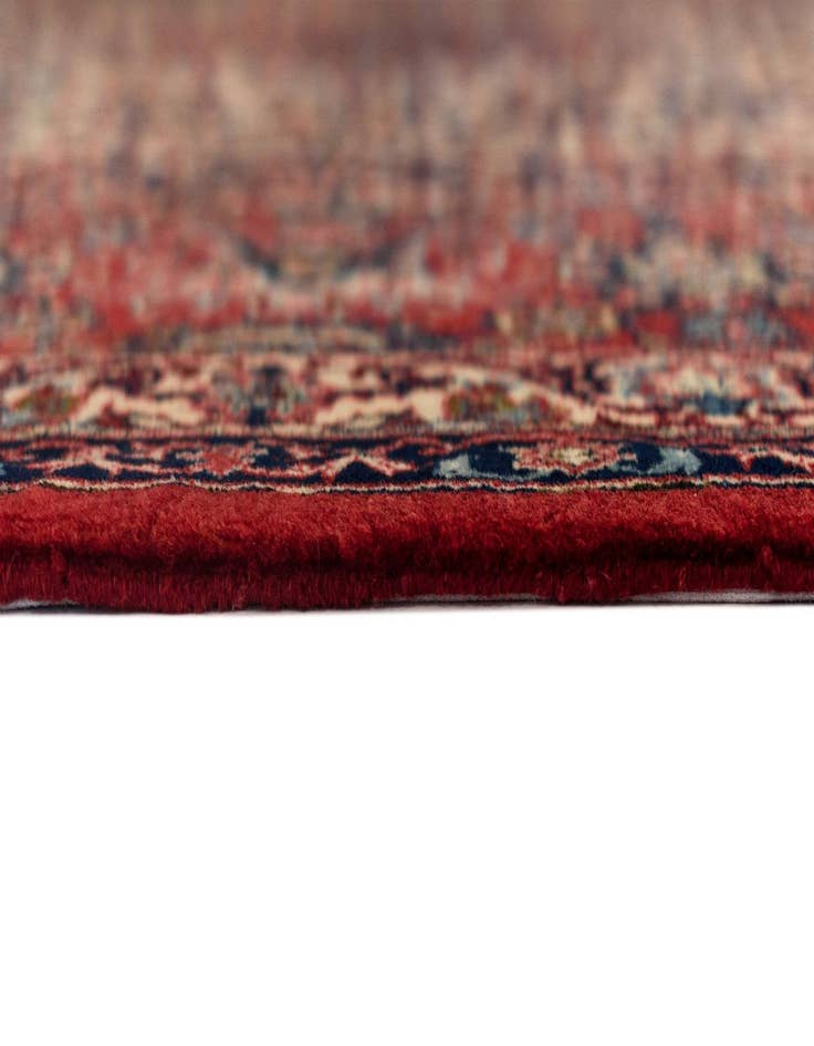 Detail image of 8' 2 x 11' 4 Isfahan Rug