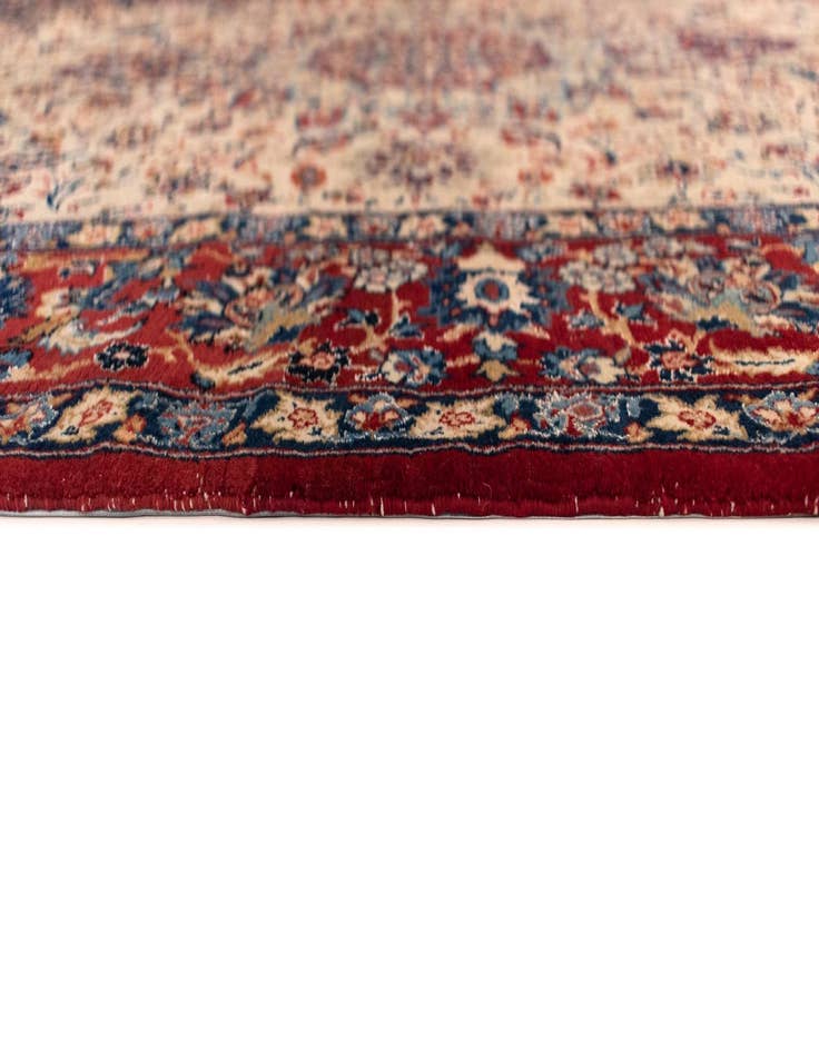 Detail image of 4' 8 x 7' 1 Isfahan Wool Rug