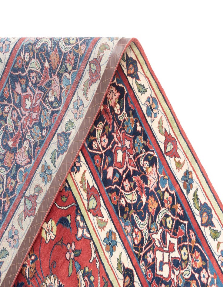 Detail image of 10' 8 x 13' 1 Isfahan Rug