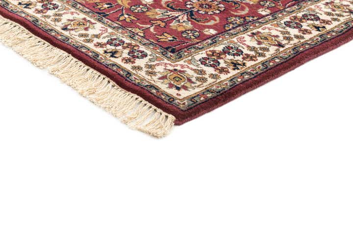 4' x 6' Hand Knotted Isfahan Wool Rug