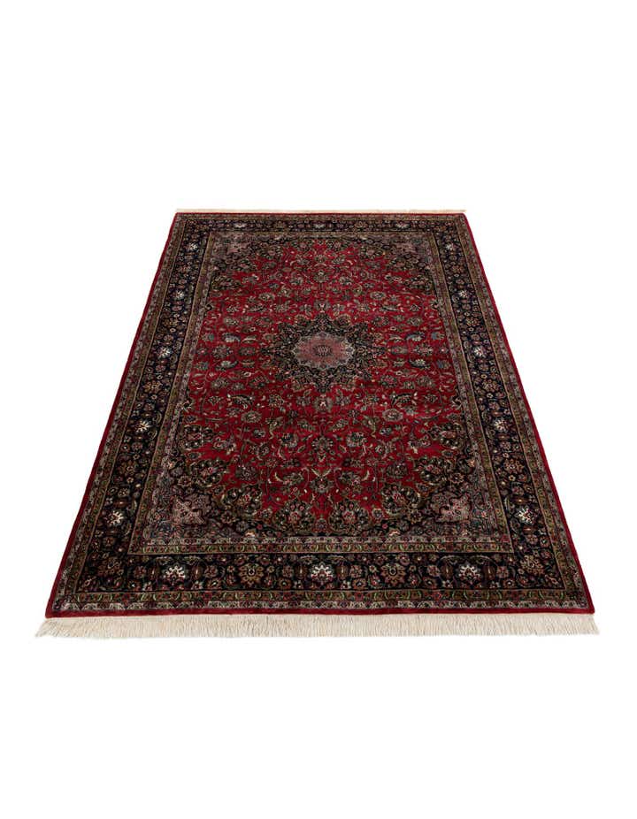 6' 7 x 9' 10 Isfahan Wool Rug