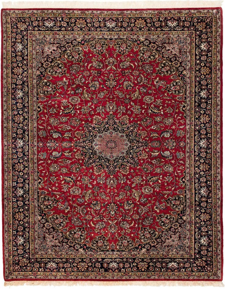 Detail image of 6' 7 x 9' 10 Isfahan Wool Rug