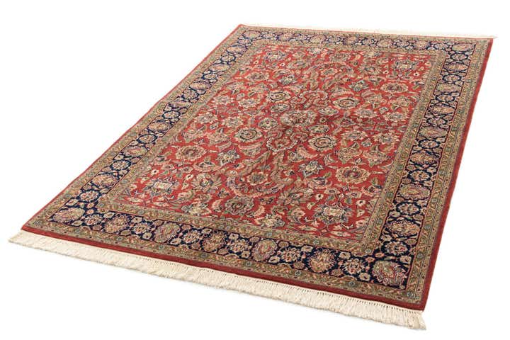 5' 6 x 7' 9 Isfahan Rug