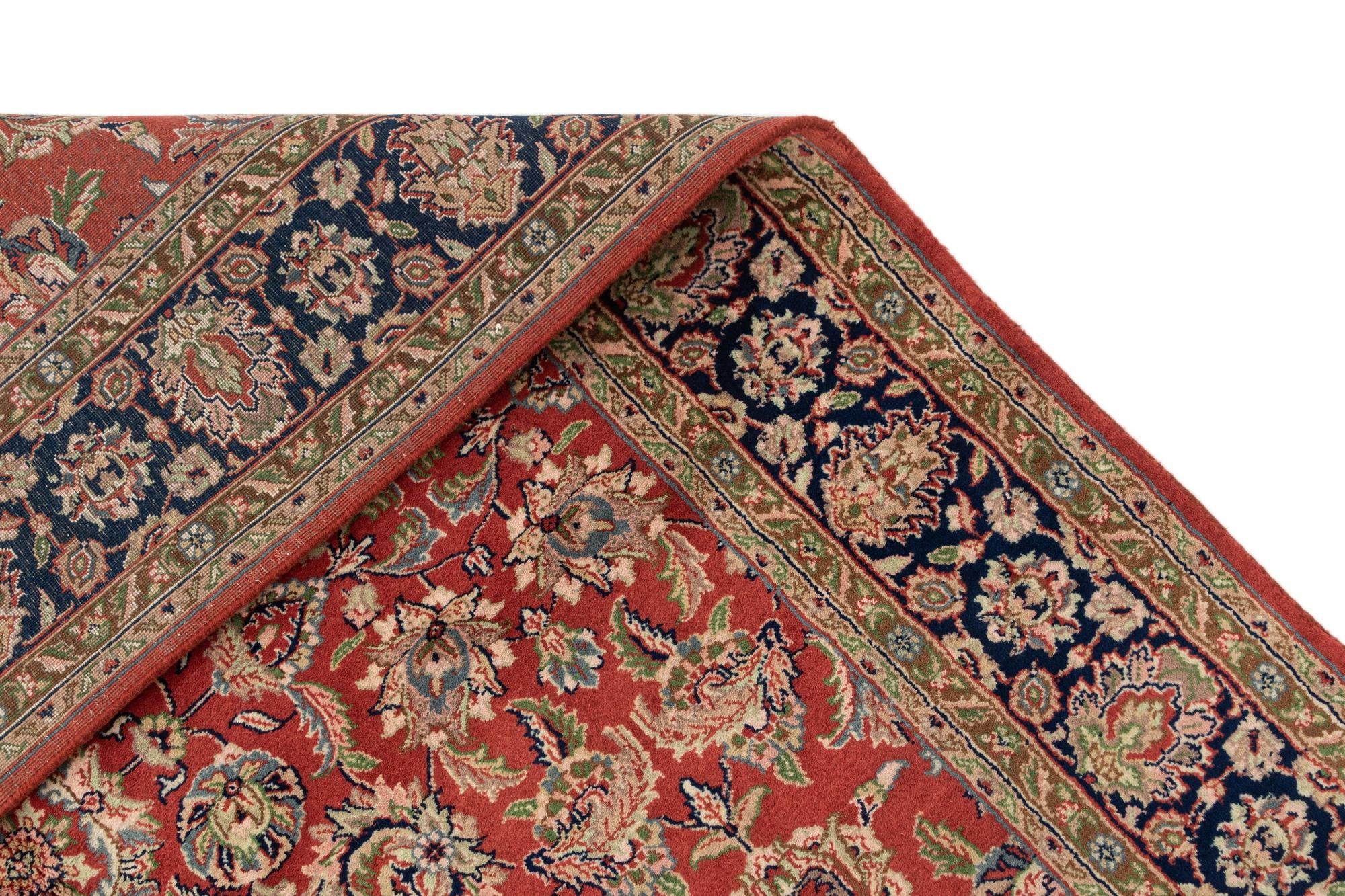 5' 6 x 7' 9 Isfahan Rug